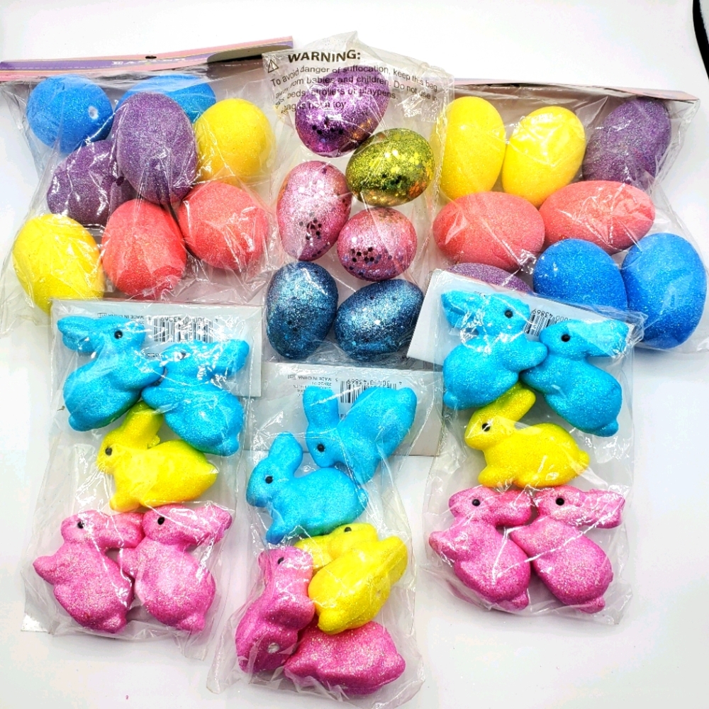NWT Bundle of Easter 🐣 Glitter Eggs & Bunnies